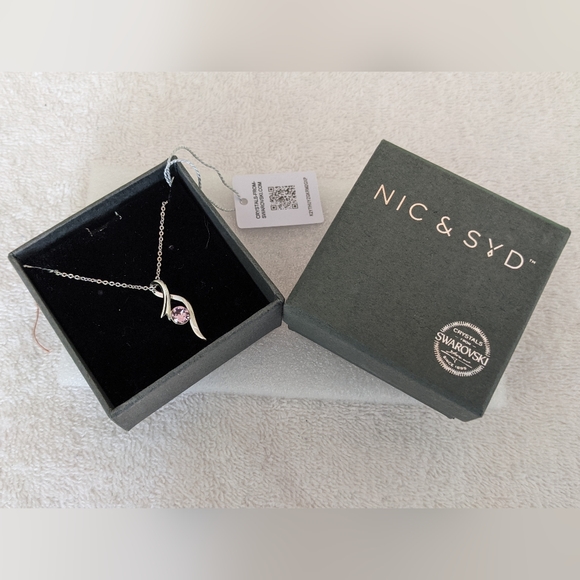 *❤️Pink Angel Swarovski Crystal Pendant  Silver Necklace, Nic&Syd, 17"2"extender - Picture 4 of 6